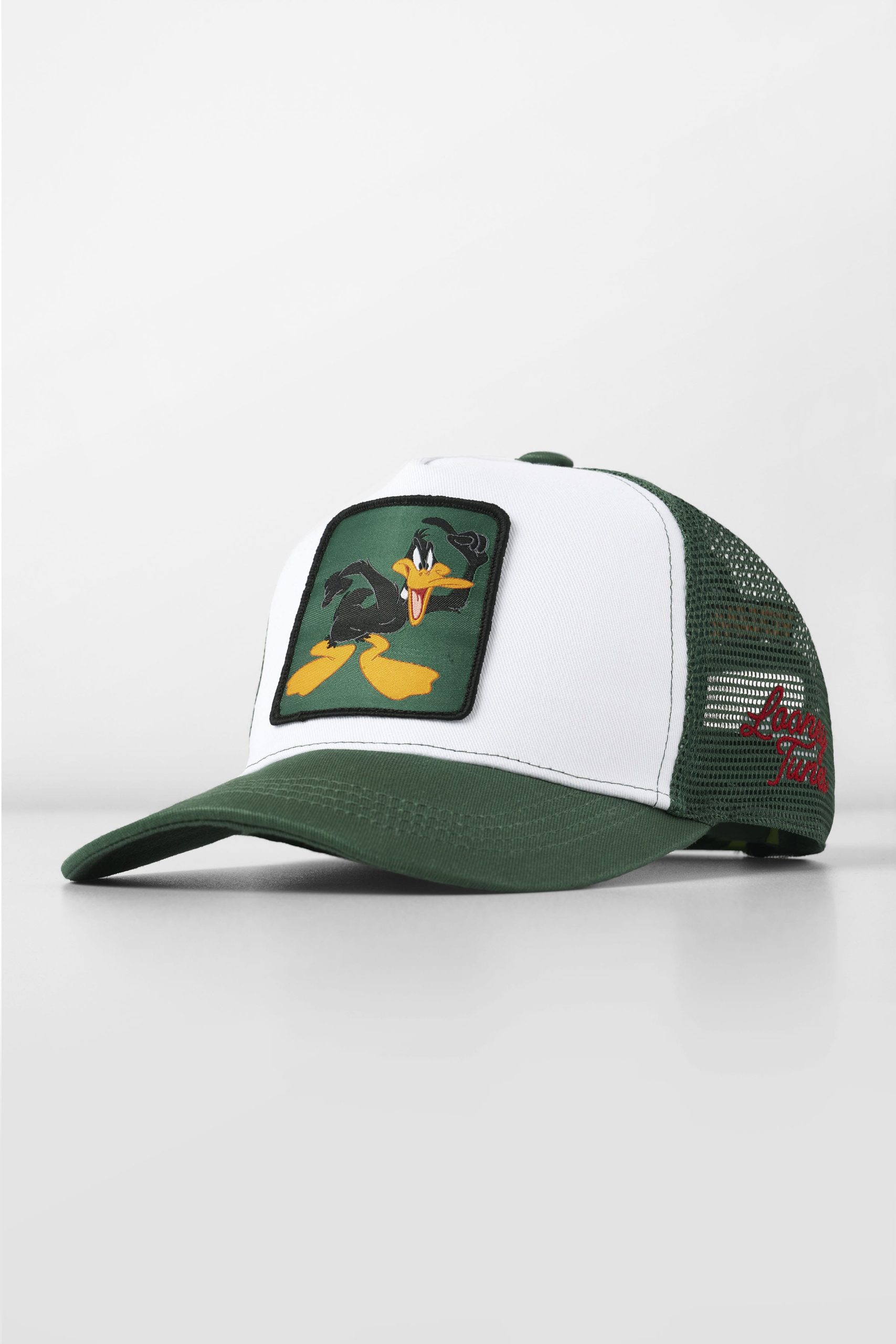 9135 - Looney Tunes Patch Trucker Hats - Image 10
