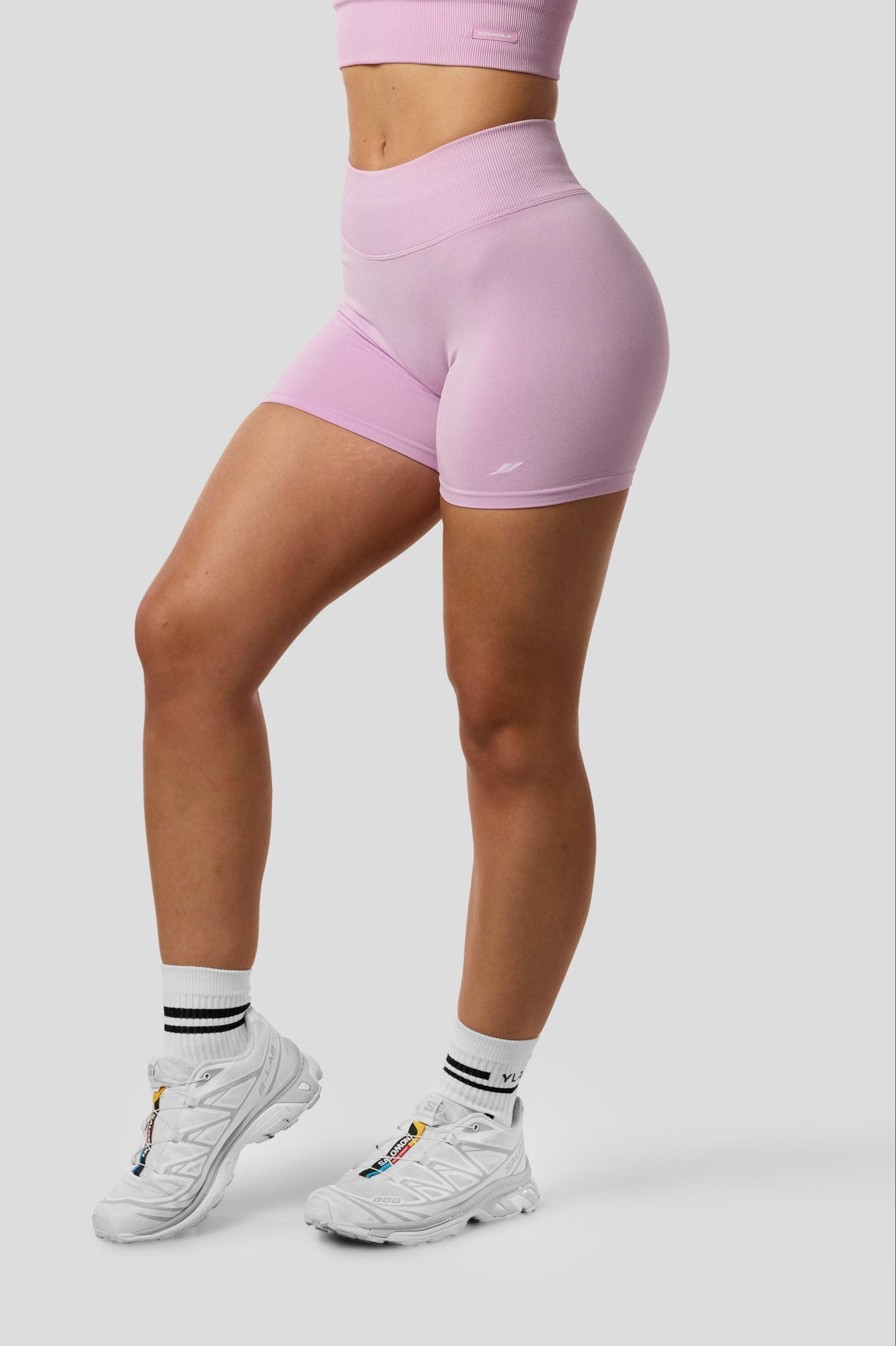 W1182 - Pulse Seamless Shorts - Image 8